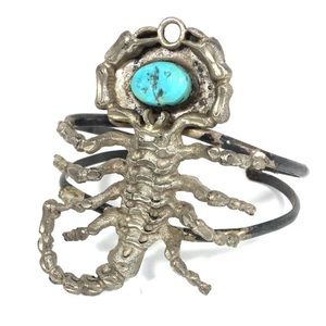 Vintage scorpion bracelet turquoise